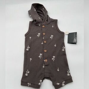 Modern Moments by Gerber Baby Boy Hooded Sleeveless Romper, Sizes 6M-9M NWT